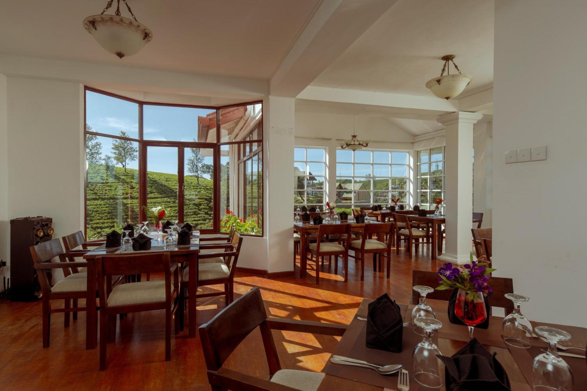 Palazzo Lake Gregory Nuwara Eliya Exterior photo
